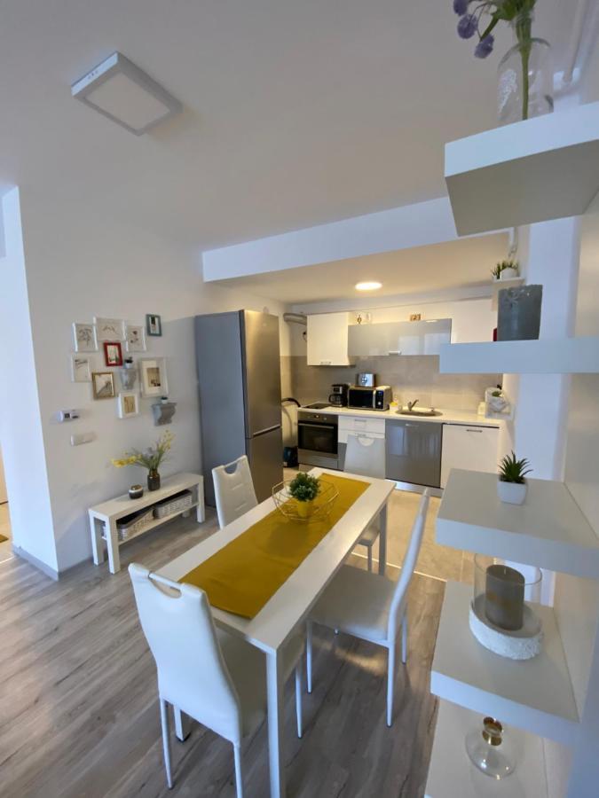 Harmony Apartment Sinaia Eksteriør bilde